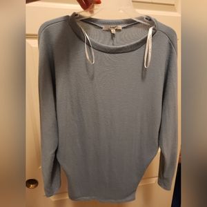 Papaya Blue Sweater, size Medium